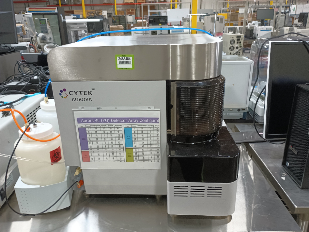 Image of Cytek Aurora Flow Cytometer 4 lasers